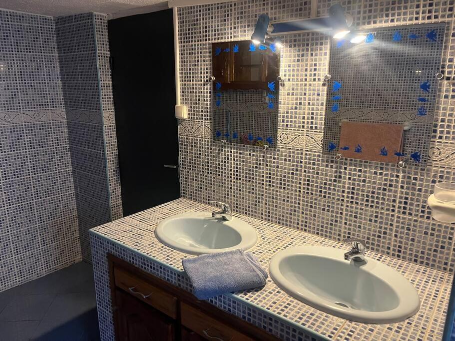 La Villa Creole - Location Saisonniere Cilaos Exteriör bild